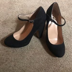 Crown Vintage High Heels 👠